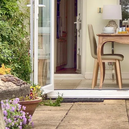 Ivy Cottage Bourton-on-the-Water Exterior photo